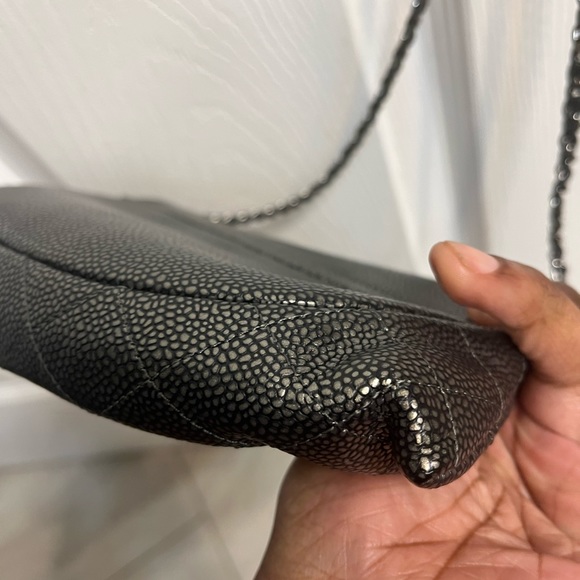 Chanel half moon bag - Picture 4 of 10